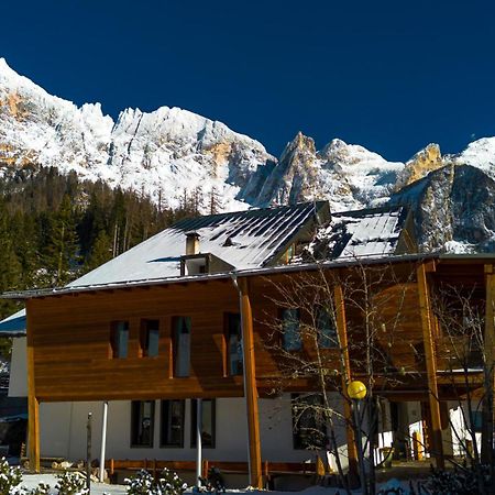 Hotel Paladin San Martino Di Castrozza Exterior foto