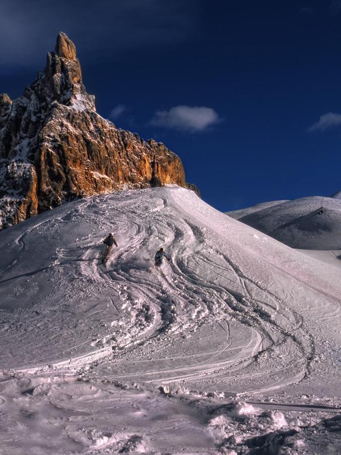 Hotel Paladin San Martino Di Castrozza Exterior foto