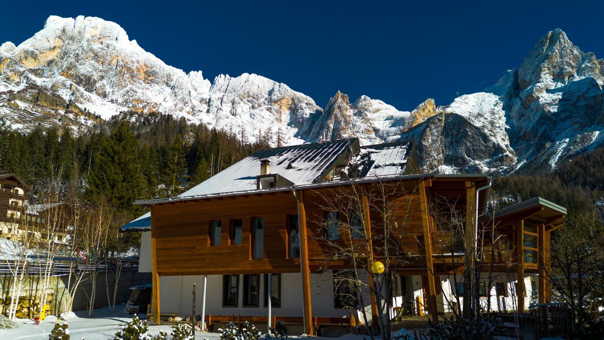 Hotel Paladin San Martino Di Castrozza Exterior foto
